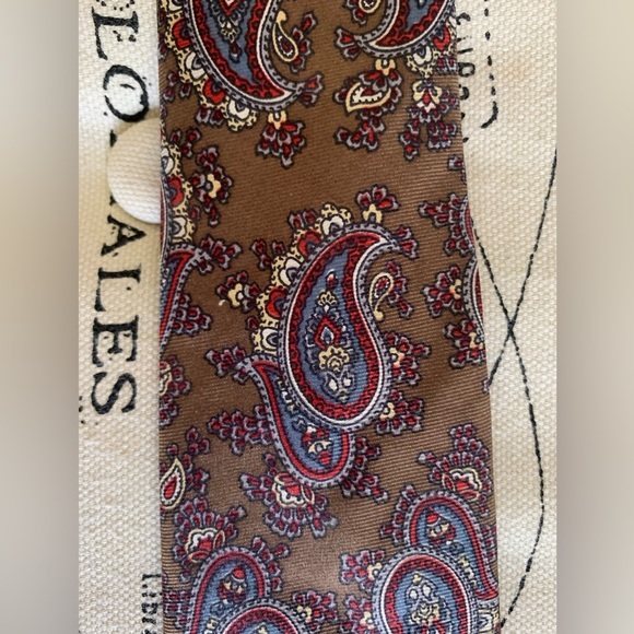 Kuppenheimer Men’s Tie: Brown/Red/Blue/Cream Silk Paisley - Picture 4 of 7